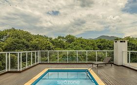 RJI - Apartamentos próximos da praia de Itaguá